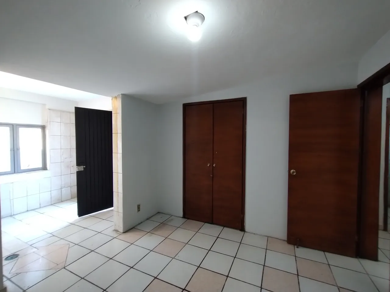 Casa en Venta Centro Residencial Fraccionamiento Revolucion Tlaquepaque 4