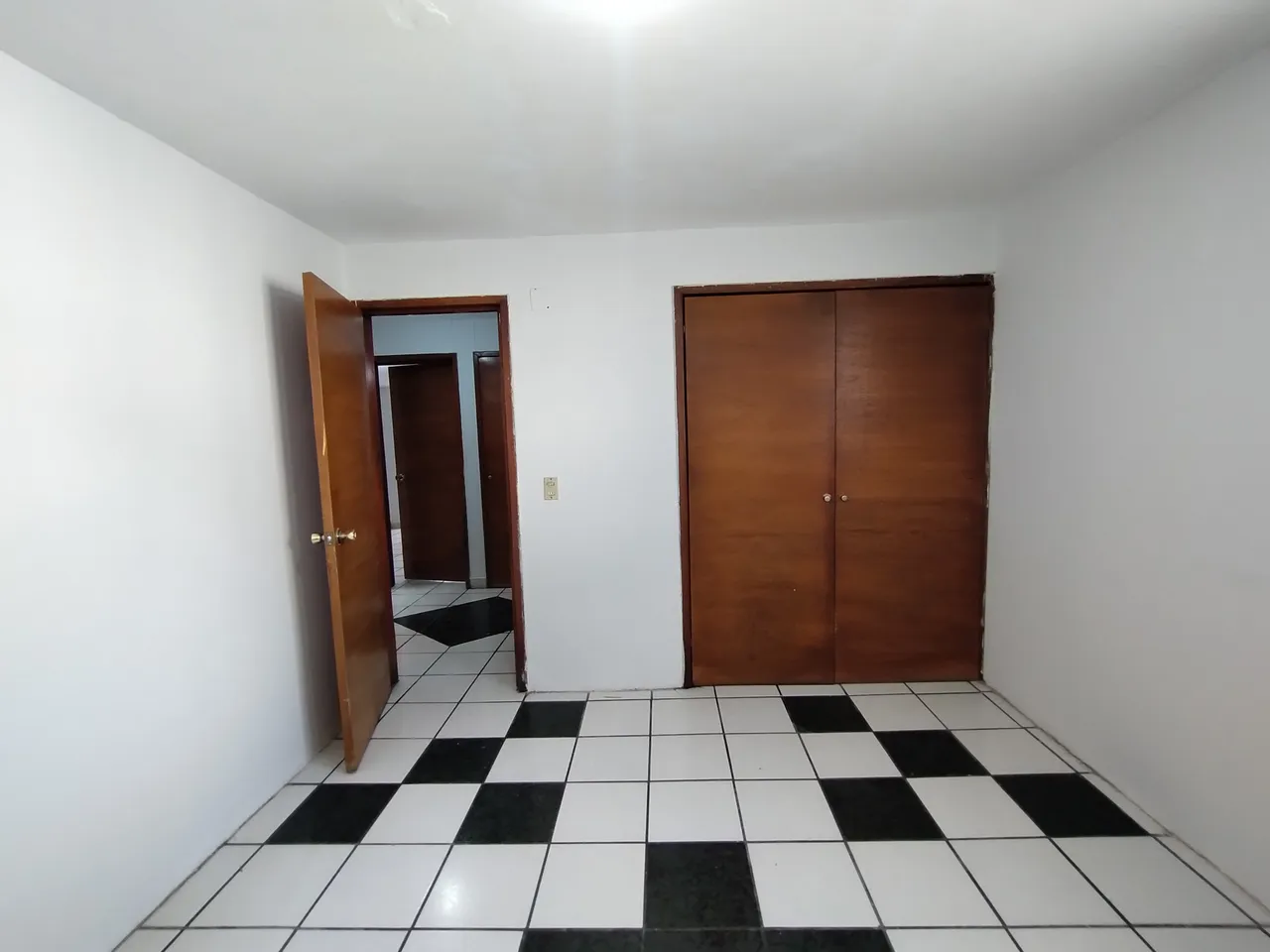 Casa en Venta Centro Residencial Fraccionamiento Revolucion Tlaquepaque 6