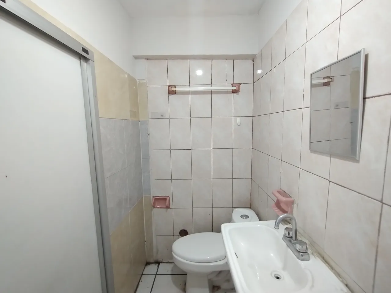 Casa en Venta Centro Residencial Fraccionamiento Revolucion Tlaquepaque 8