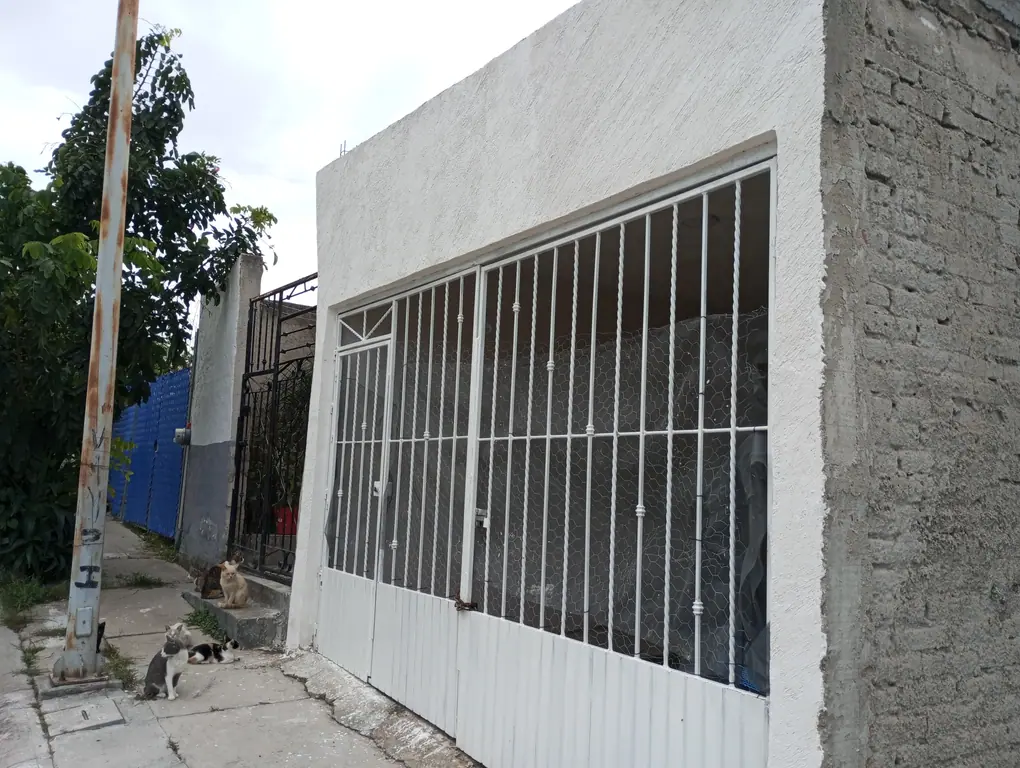 Casa en Tlajomulco de Zúñiga - Casa unifamiliar en venta Colinas del roble Tlajomulco